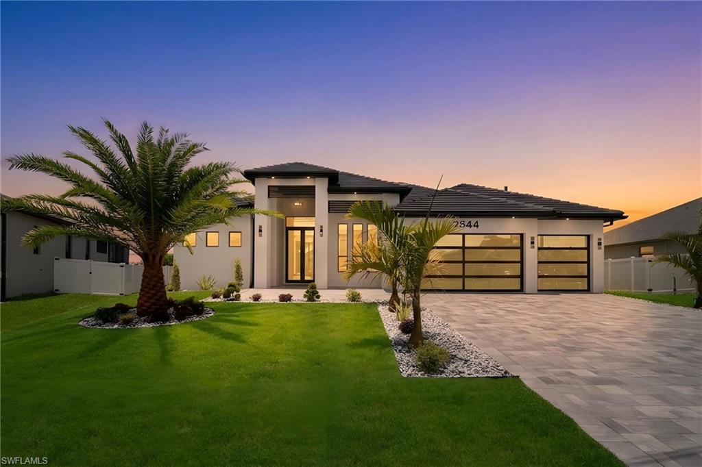 CAPE CORAL - Residential