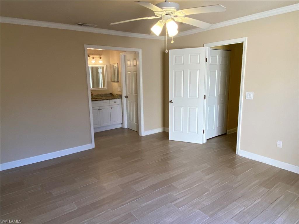ROYAL WOODS - Residential