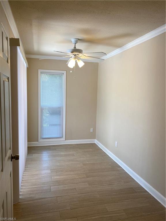 ROYAL WOODS - Residential