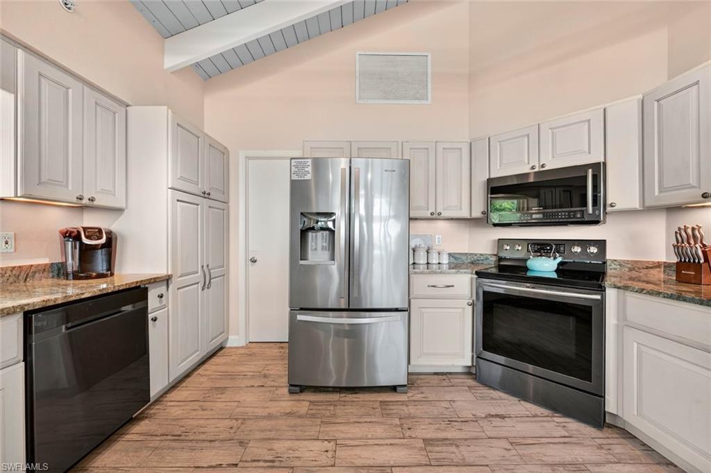 GORES A M SUBD - Residential