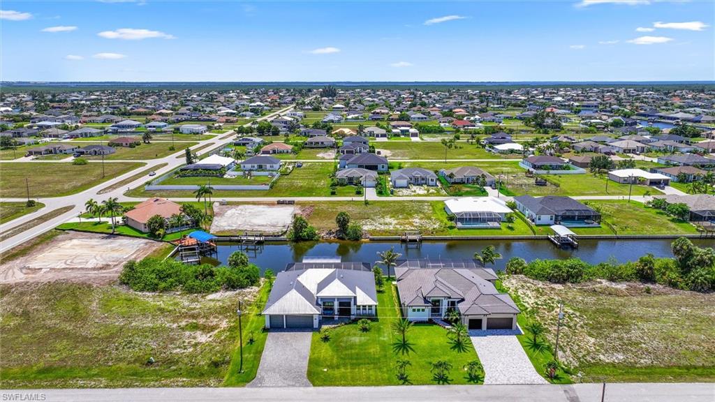 CAPE CORAL - Residential