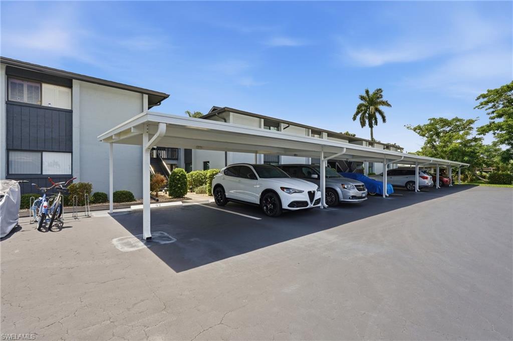 LE GRAND MARQUIS CONDO - Residential