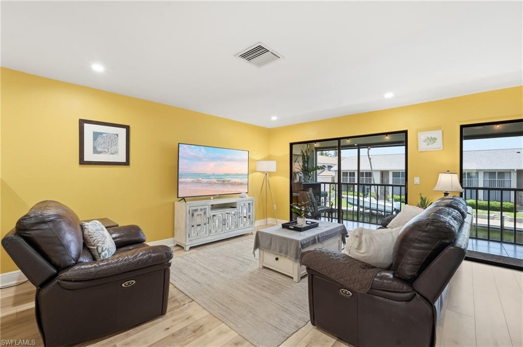 LE GRAND MARQUIS CONDO - Residential