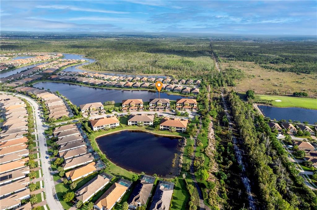 ESPLANADE - Residential Lease