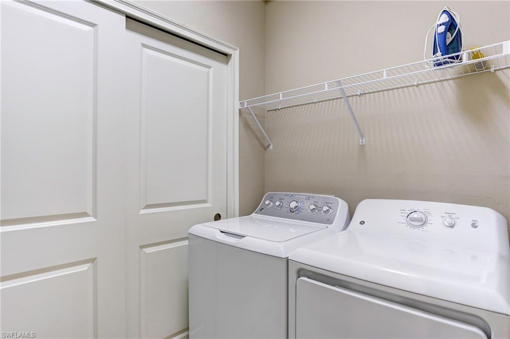 ESPLANADE - Residential Lease