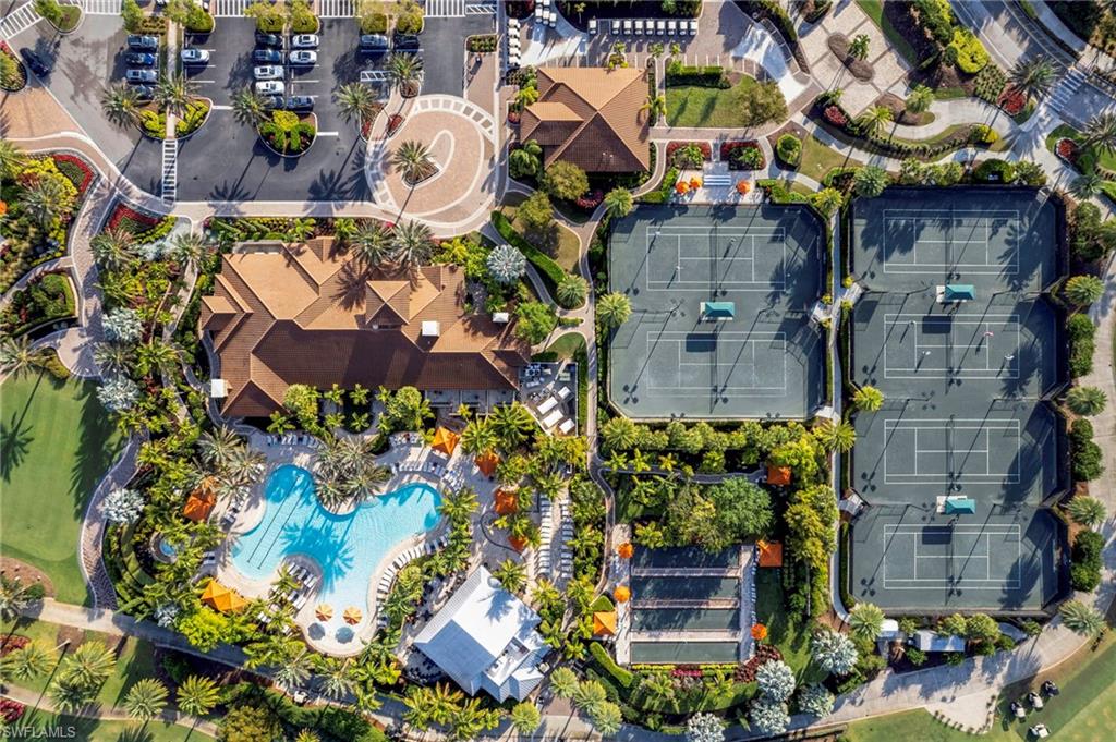 ESPLANADE - Residential Lease