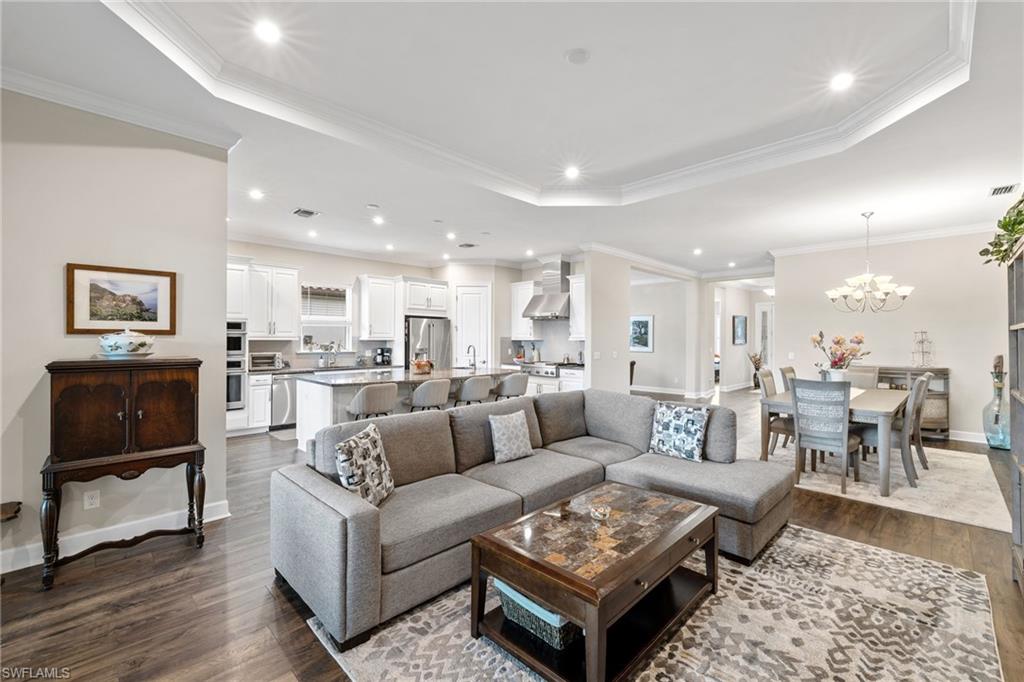 ESPLANADE AT HACIENDA LAKES - Residential