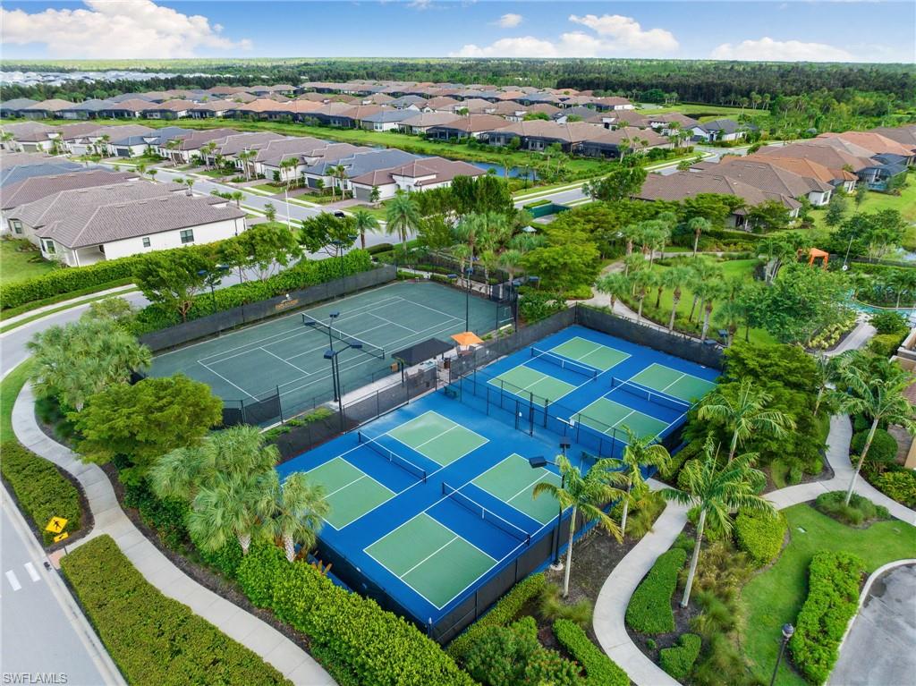 ESPLANADE AT HACIENDA LAKES - Residential