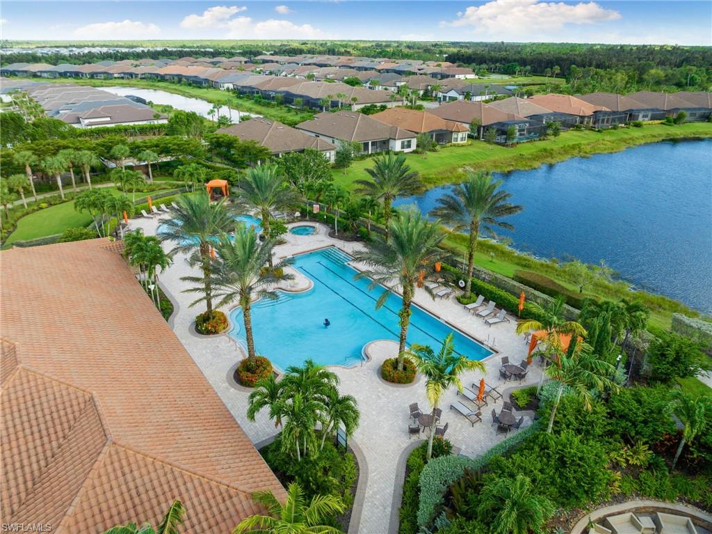 ESPLANADE AT HACIENDA LAKES - Residential