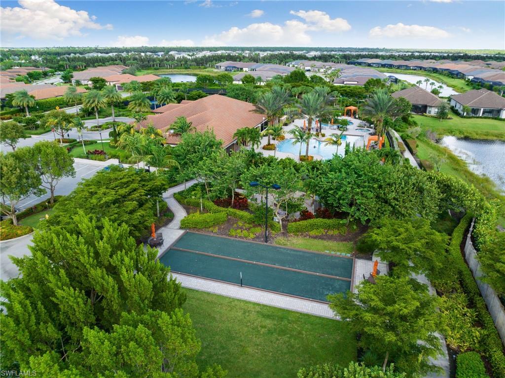 ESPLANADE AT HACIENDA LAKES - Residential
