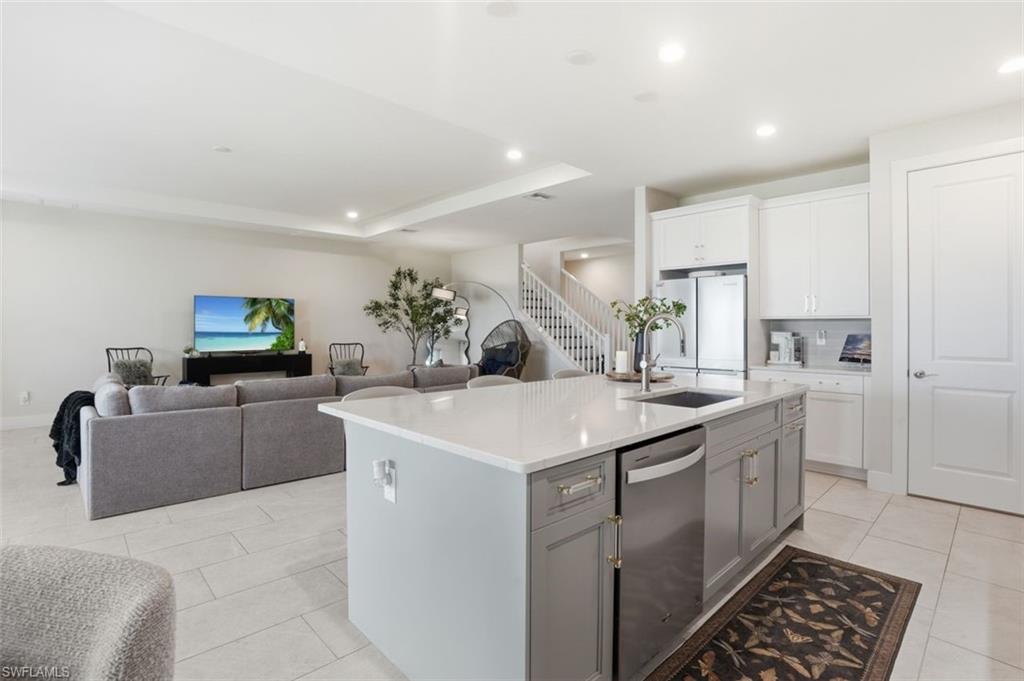 WATERVIEW LANDING - Residential Lease