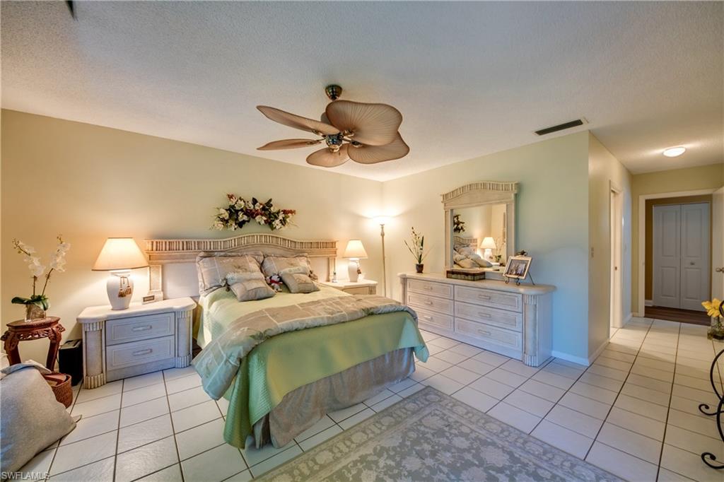 PALM ROYAL APTS - Residential