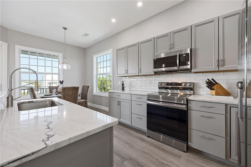 ST JUDE HARBORS - Residential