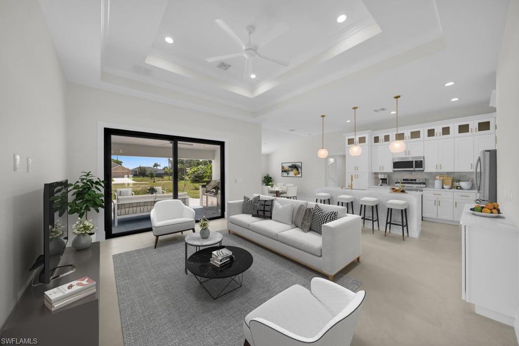 CAPE CORAL - Residential