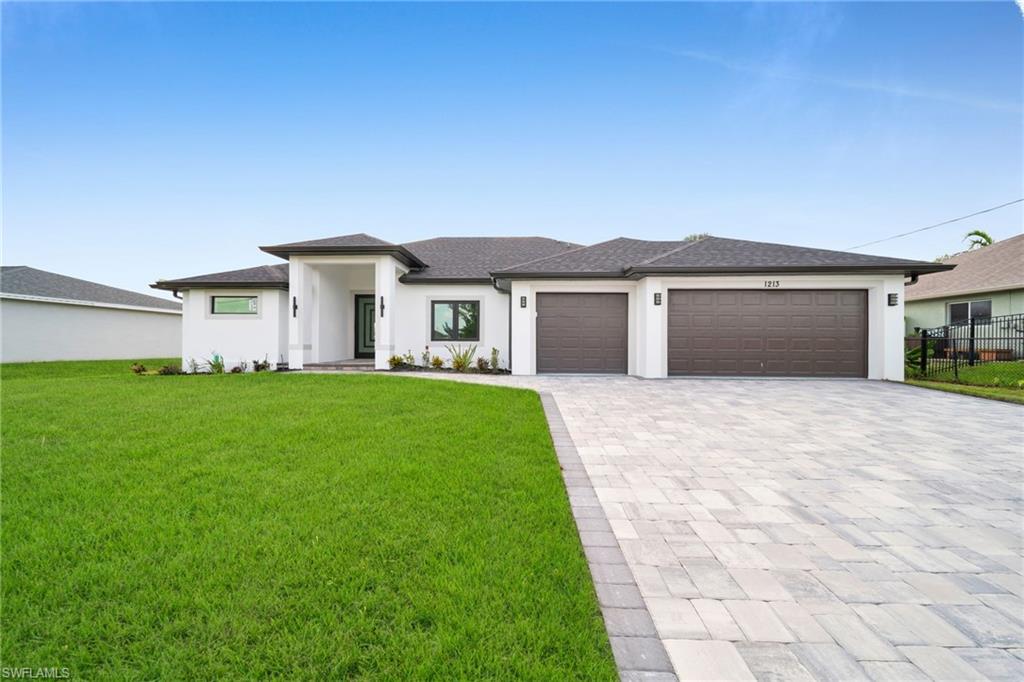 CAPE CORAL - Residential
