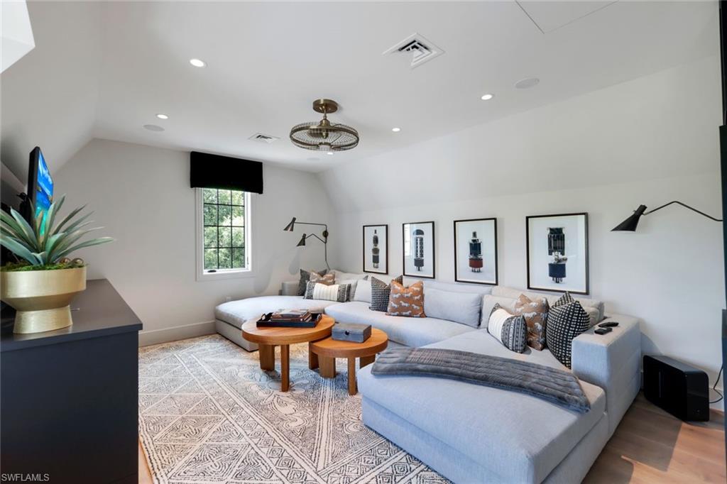 AUDUBON COUNTRY CLUB - Residential