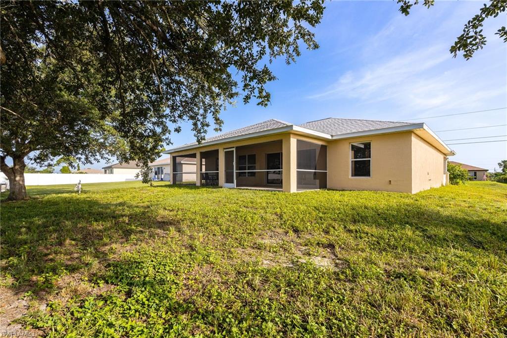 CAPE CORAL - Residential