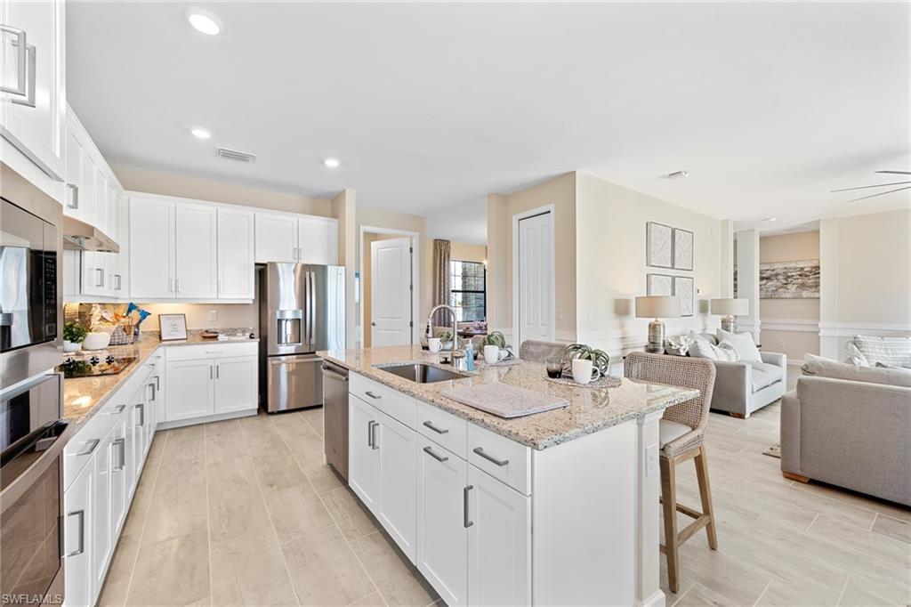 TUCKERS COVE - Residential