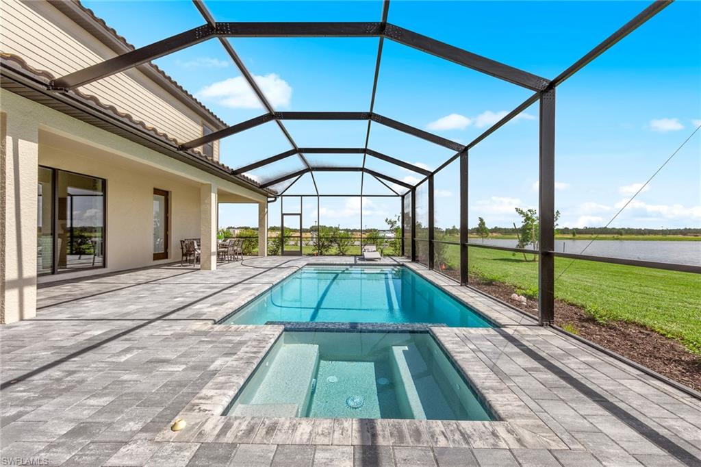 TUCKERS COVE - Residential