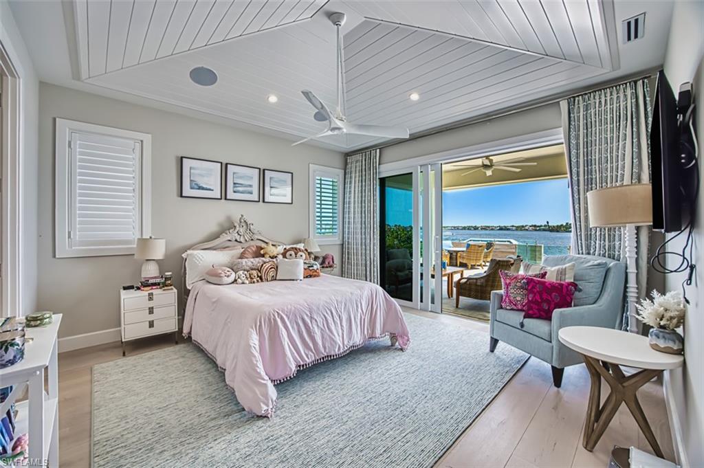 OYSTER BAY - Residential