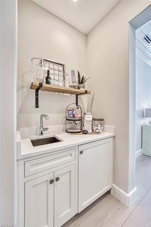 OYSTER BAY - Residential