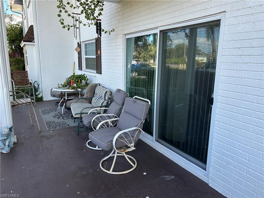 FOXMOOR CONDO - Residential