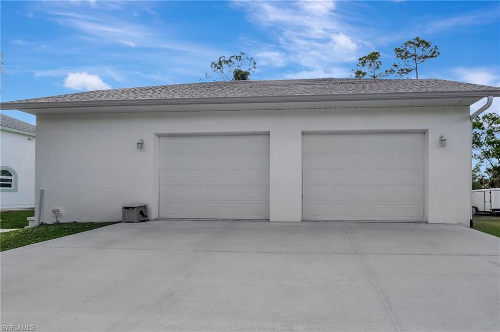 LEHIGH ACRES - Residential