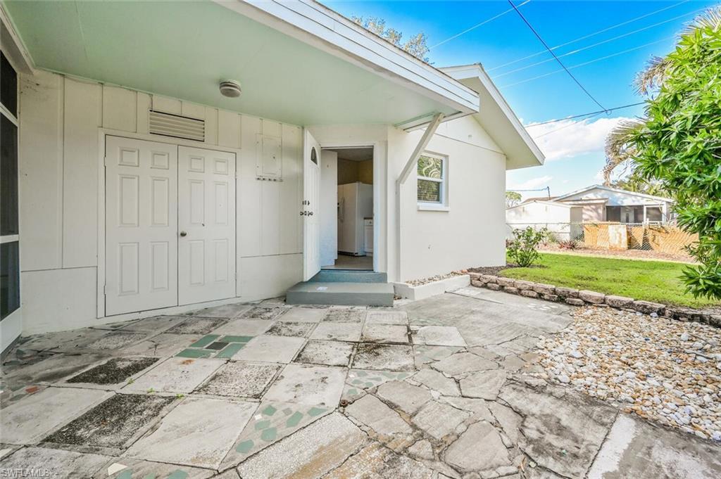 GULF ACRES - Residential