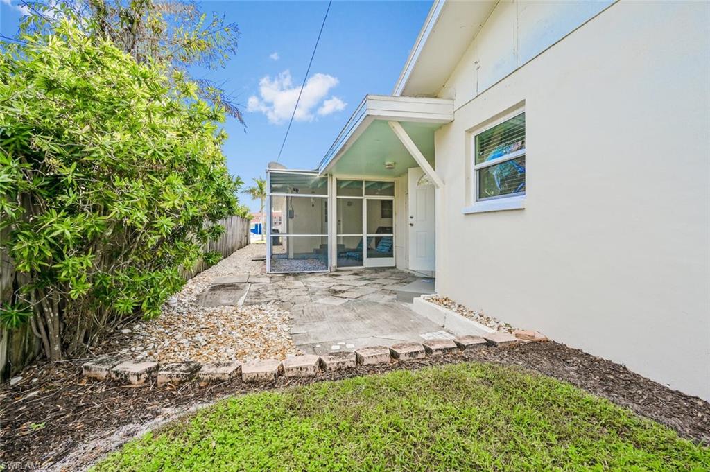 GULF ACRES - Residential