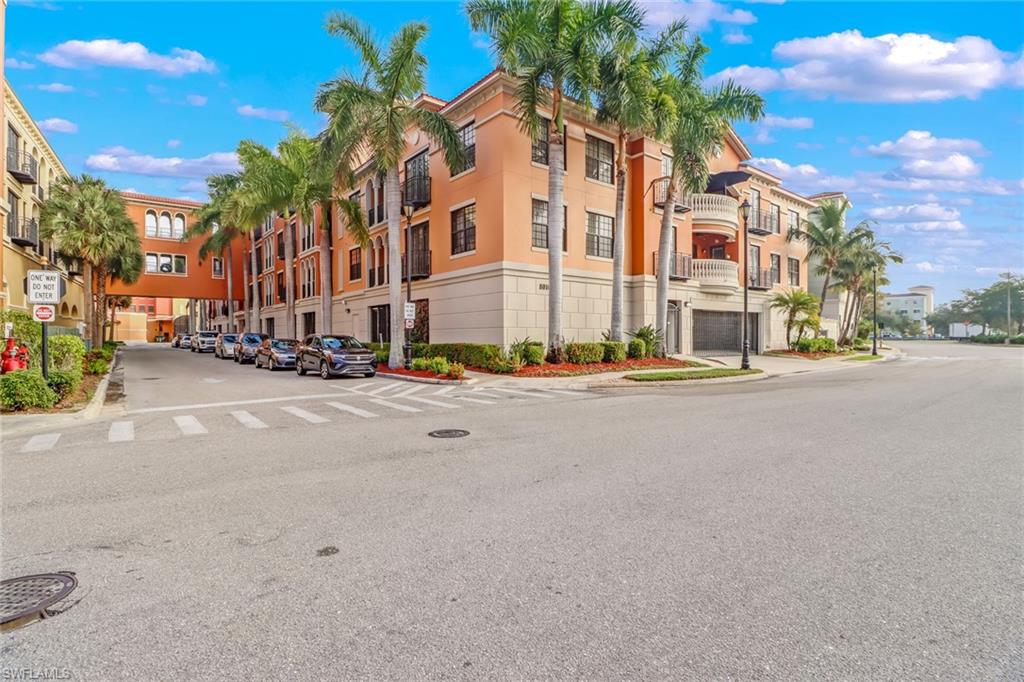 THE RESIDENCES AT COCONUT POINT - Residential