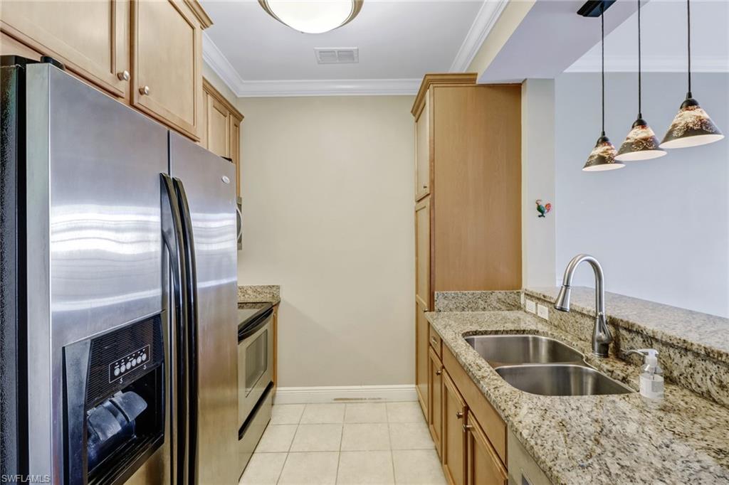 THE RESIDENCES AT COCONUT POINT - Residential