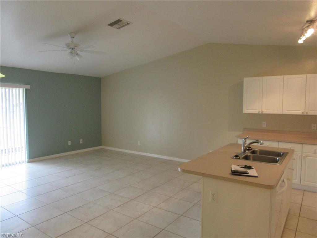 CAPE CORAL - Residential Lease