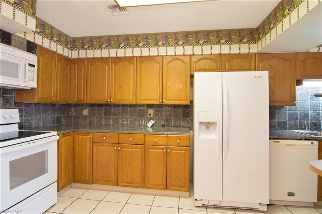 CUSHMAN MANOR - Residential