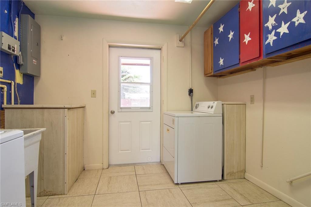 CUSHMAN MANOR - Residential