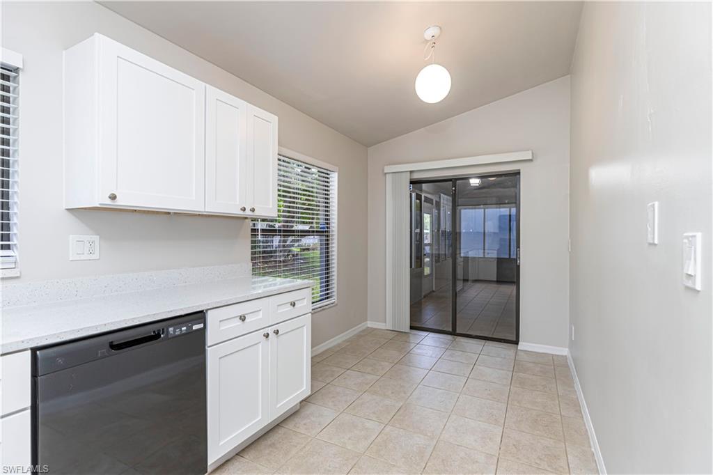 VILLAS FIVE - Residential