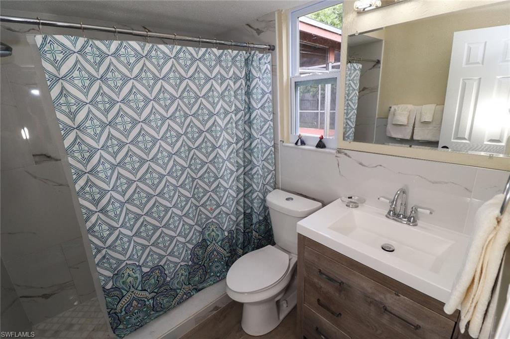 LELY TROPICAL ESTATES - Residential