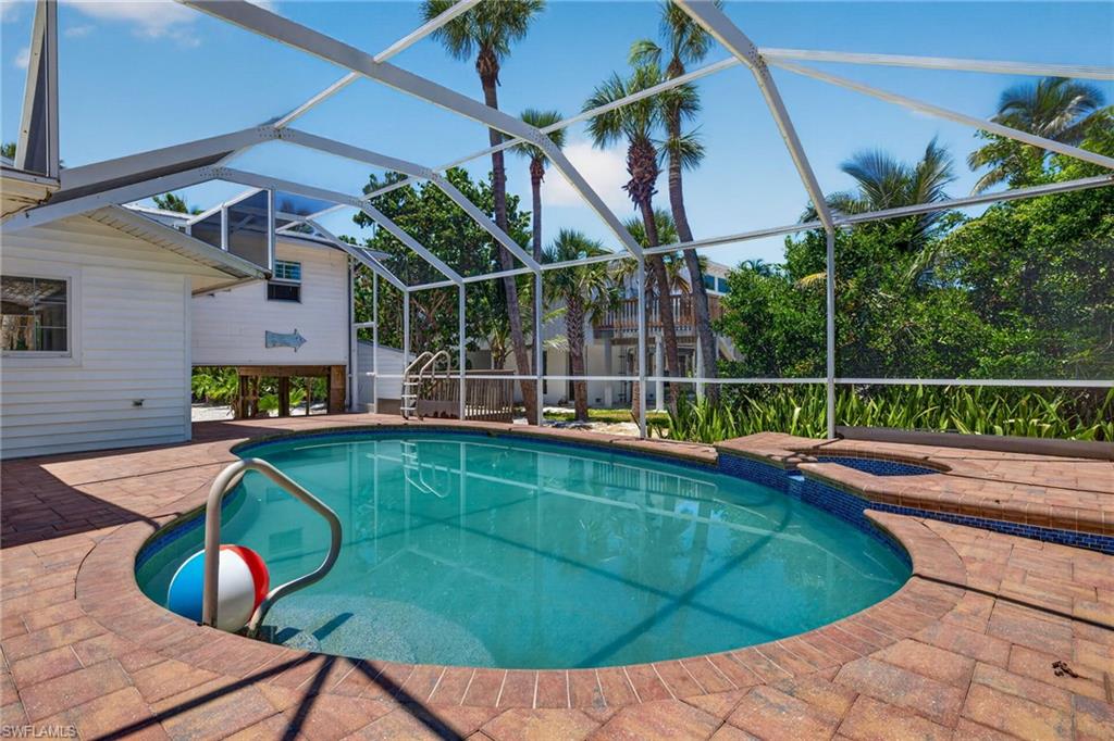 CAPTIVA BEACH - Residential