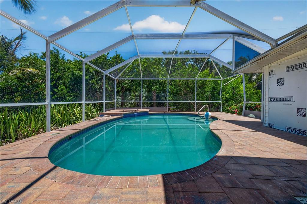 CAPTIVA BEACH - Residential