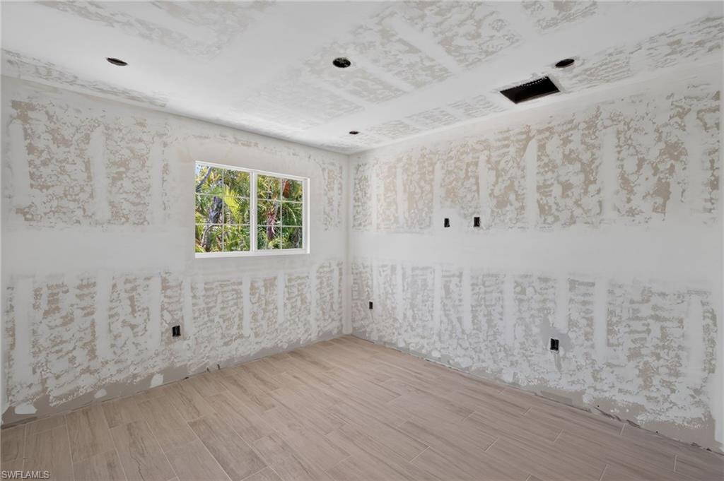 CAPTIVA BEACH - Residential