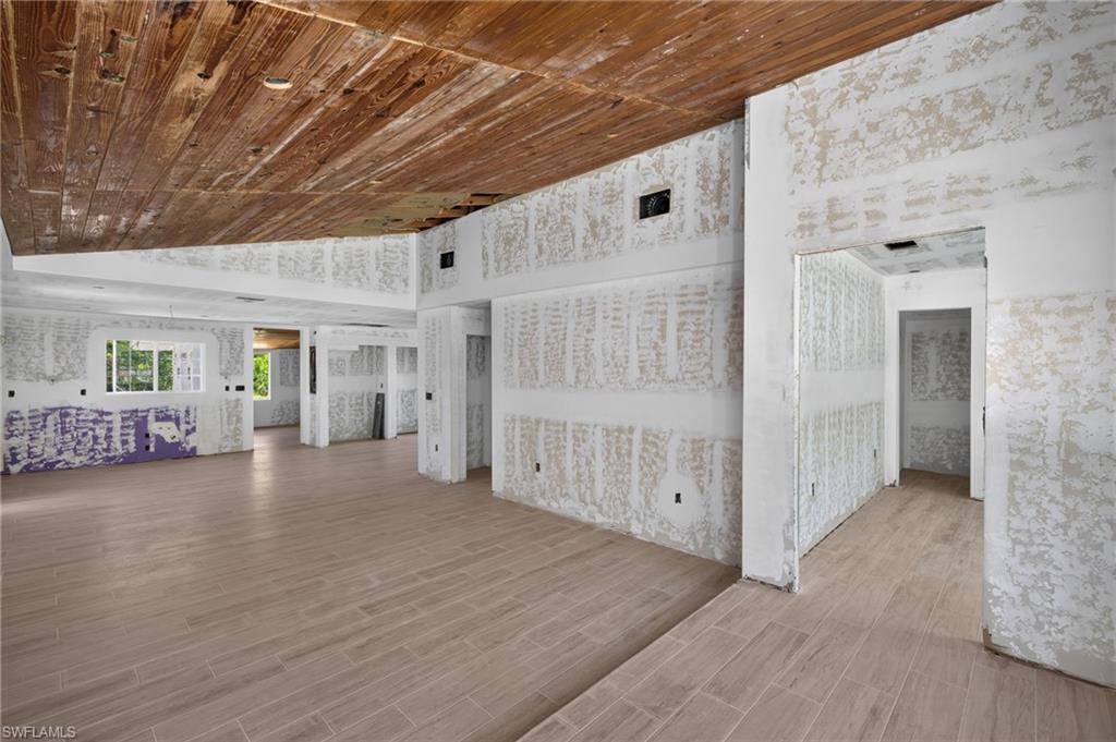 CAPTIVA BEACH - Residential