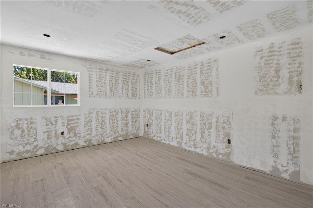 CAPTIVA BEACH - Residential