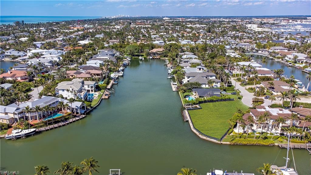 AQUALANE SHORES - Land