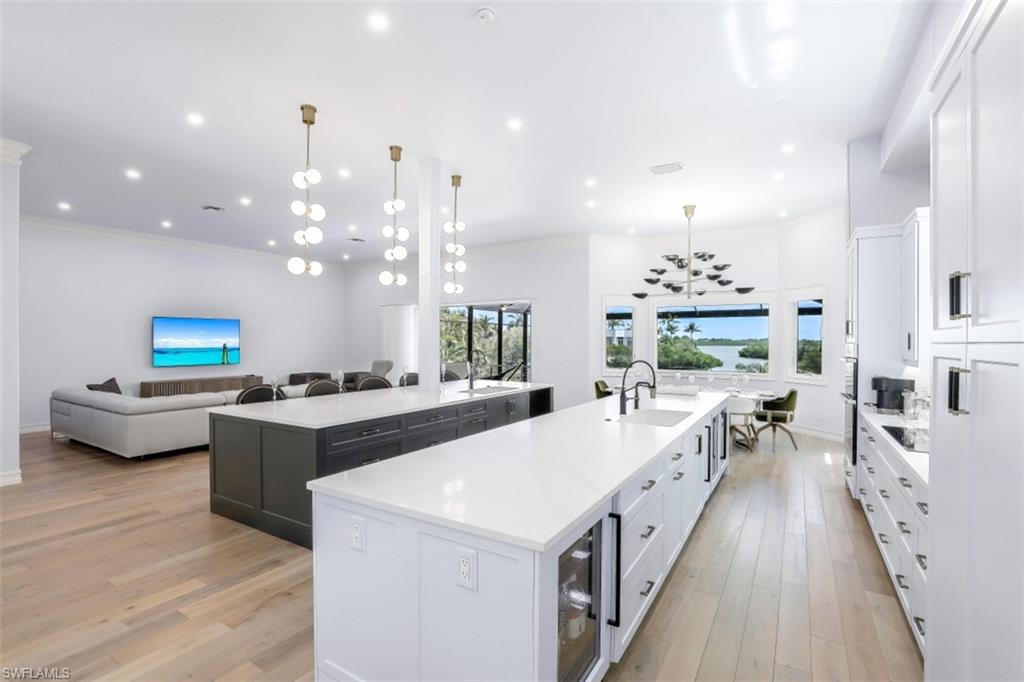 SOUTHPORT ON THE BAY - Residential