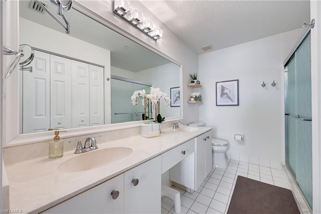 HUNTINGTON LAKES - Residential