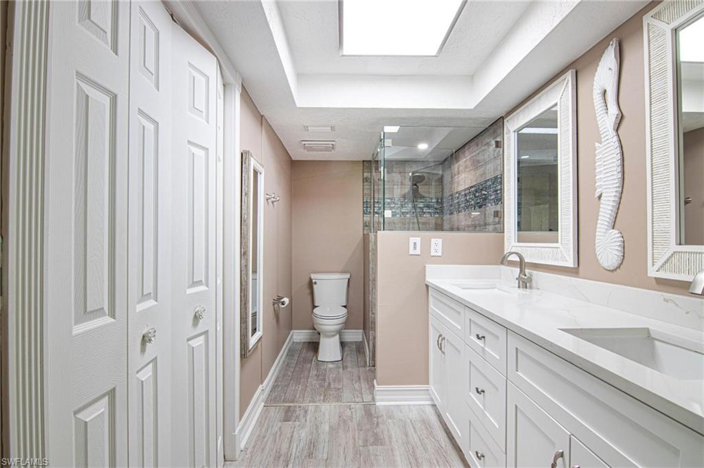 BEACH VILLA CONDO - Residential