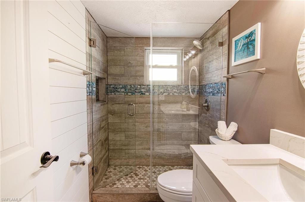 BEACH VILLA CONDO - Residential