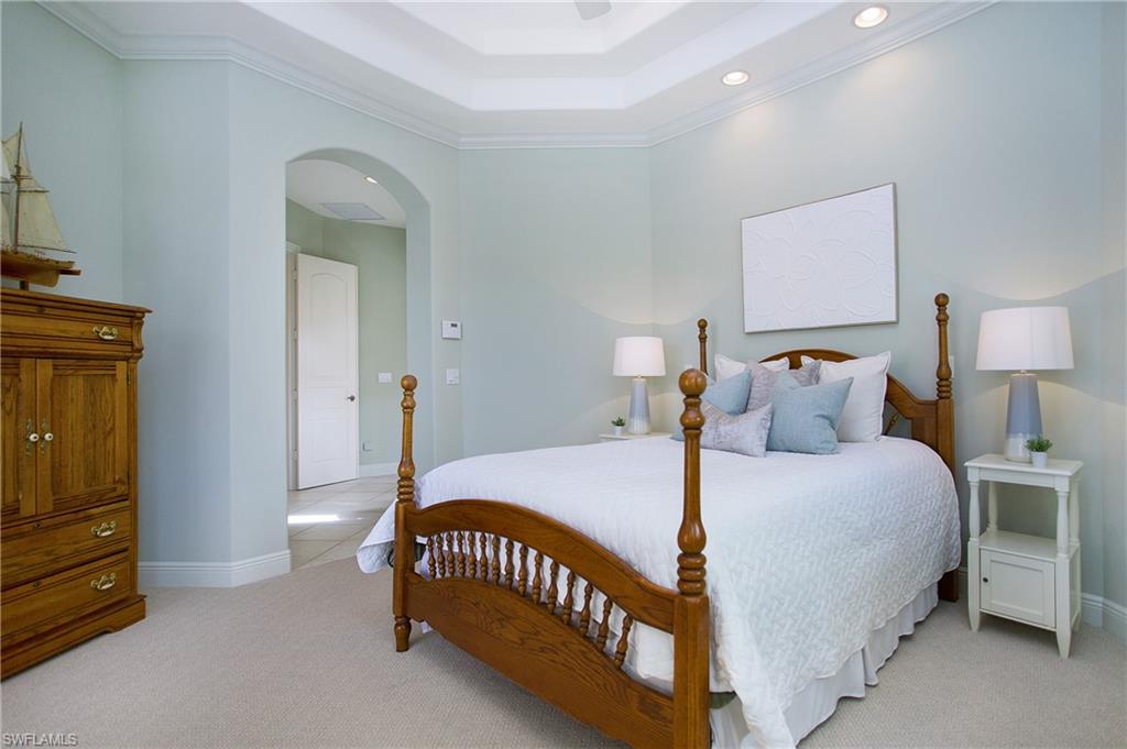 WILSHIRE LAKES - Residential