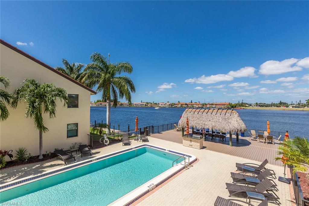 SUNNYBROOK HARBOUR CONDO - Residential