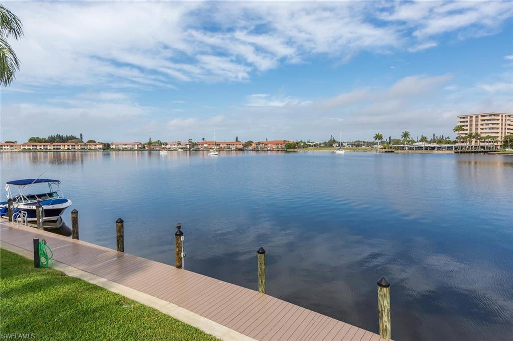SUNNYBROOK HARBOUR CONDO - Residential