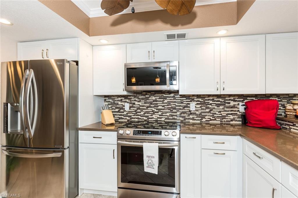 SUNNYBROOK HARBOUR CONDO - Residential